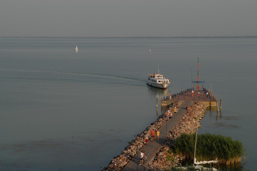 Hotel Panorama Balatongyörök Εξωτερικό φωτογραφία